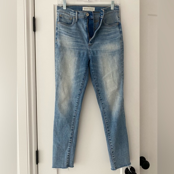 Denim Forum (Aritzia) Lola High Rise Skinny Crop - Picture 2 of 4